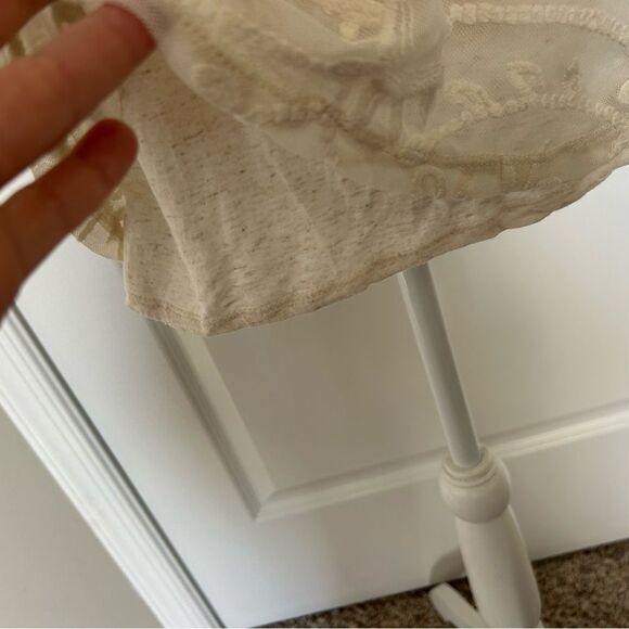 Bobeau Women’s Off White Floral Lace Overlay Boho Blouse Top Size Large - Picture 8 of 10